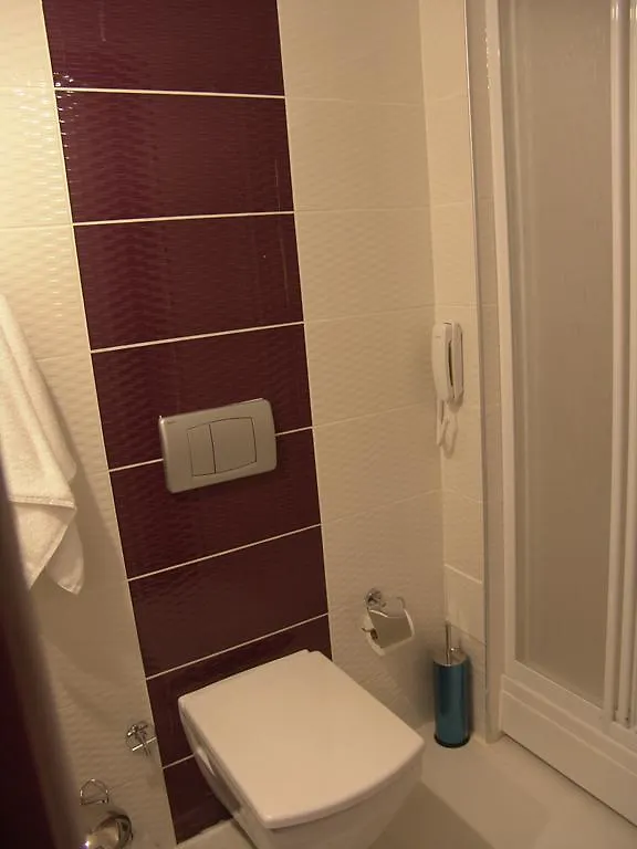 Izan Hotel İzmir